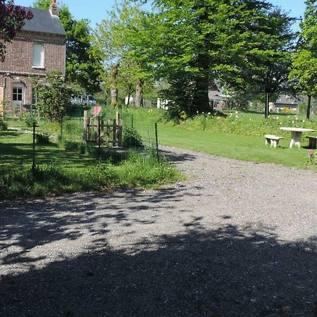 Belval Cottages Benouville  Екстериор снимка