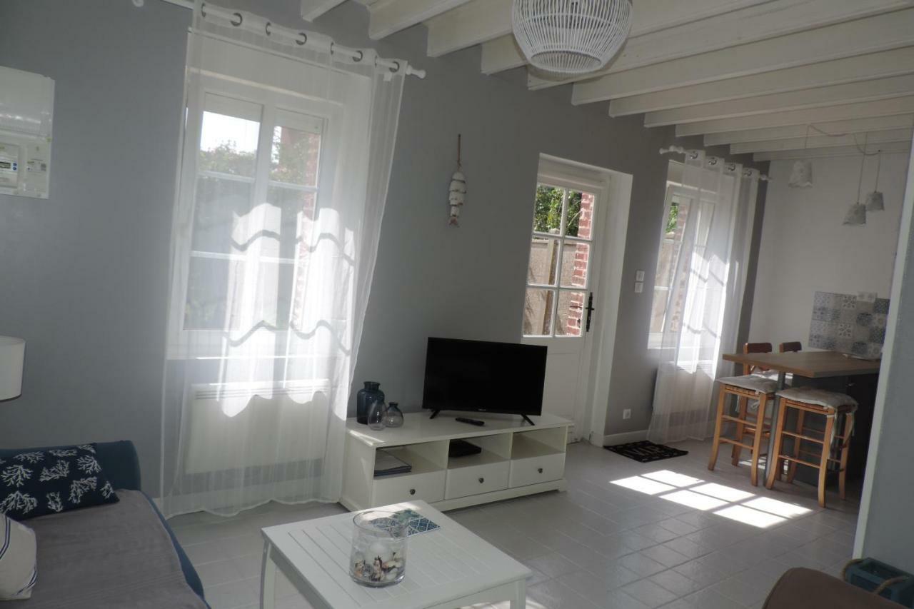 Belval Cottages Benouville  Екстериор снимка